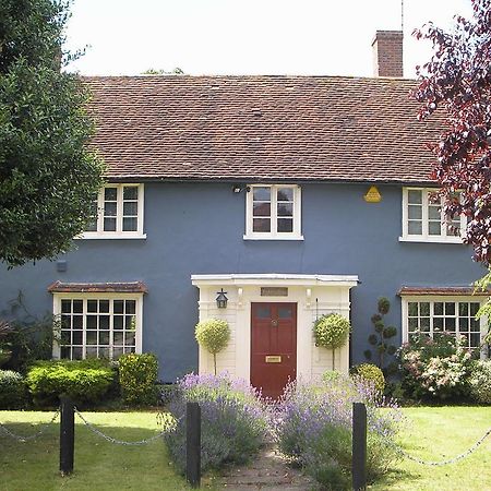 Готель Bonningtons Stansted Self Catering Станстед-Маунтфітчет Екстер'єр фото