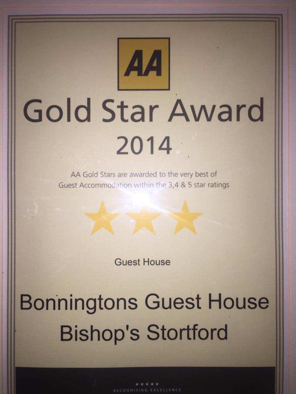 Готель Bonningtons Stansted Self Catering Станстед-Маунтфітчет Екстер'єр фото