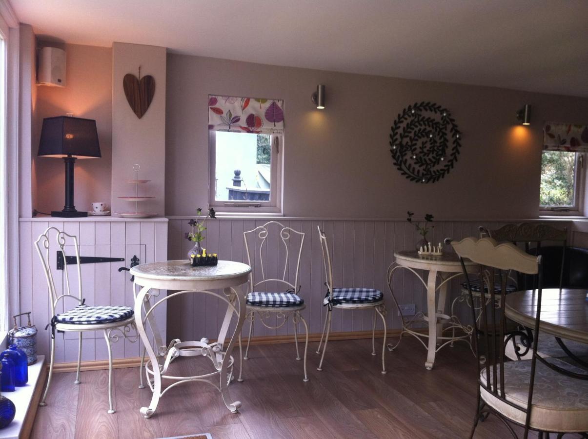 Готель Bonningtons Stansted Self Catering Станстед-Маунтфітчет Номер фото
